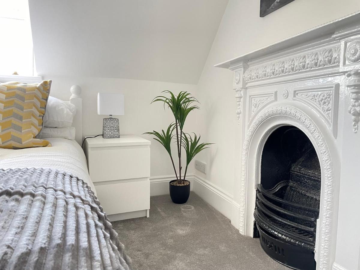 Light Airy 3 Bed Town Cntr Flat 700M To The Beach Bournemouth Ngoại thất bức ảnh