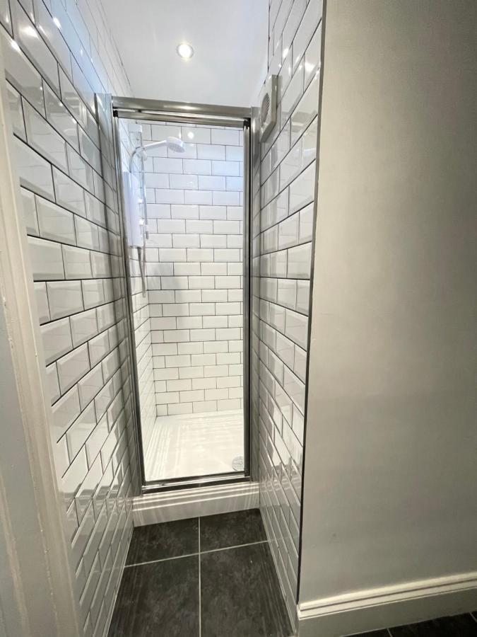 Light Airy 3 Bed Town Cntr Flat 700M To The Beach Bournemouth Ngoại thất bức ảnh