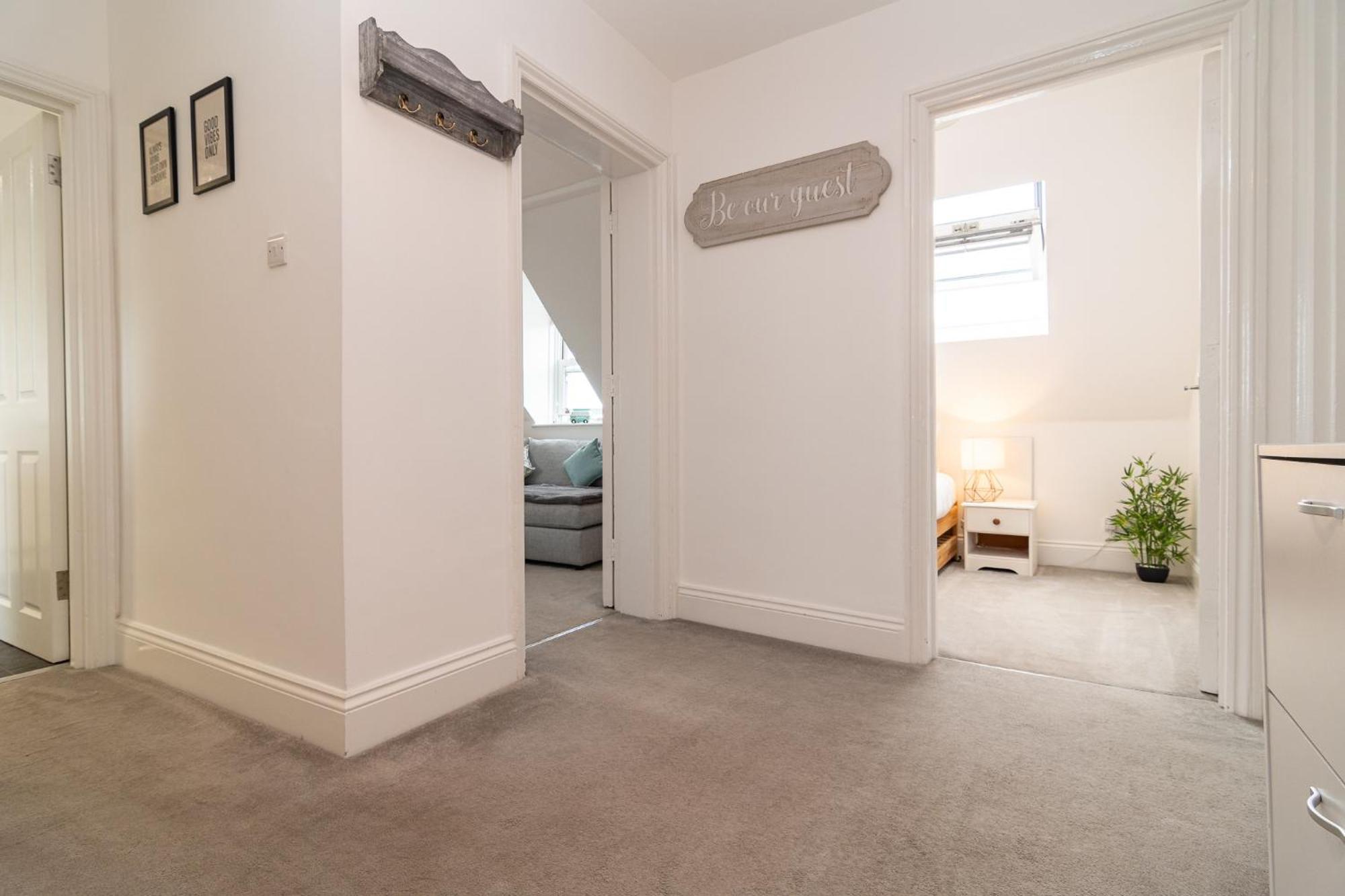 Light Airy 3 Bed Town Cntr Flat 700M To The Beach Bournemouth Ngoại thất bức ảnh