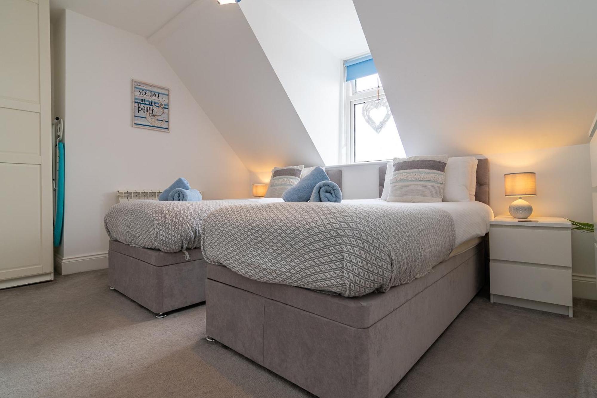 Light Airy 3 Bed Town Cntr Flat 700M To The Beach Bournemouth Ngoại thất bức ảnh